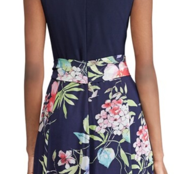 CHAPS - Floral Maxi Dress - Picture 5 of 6